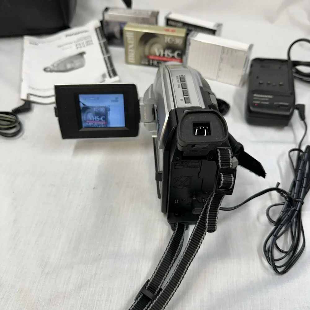 Panasonic PV-L354D VHS-C Camcorder silver EXCELLENT condition (tested) Needs Bat